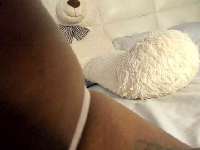 Lexxiiross webcam