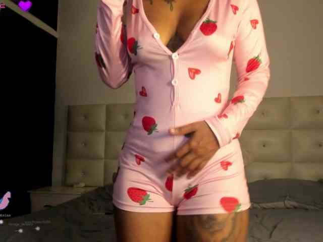 Lexxiiross webcam