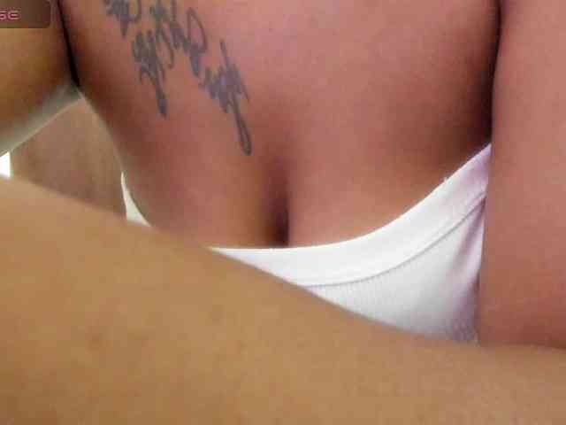 Lexxiiross webcam
