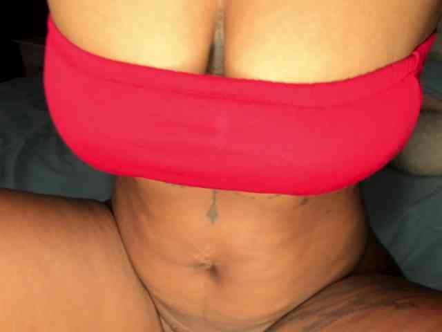 Lexxiiross webcam
