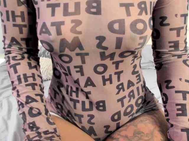 Lexxiiross webcam