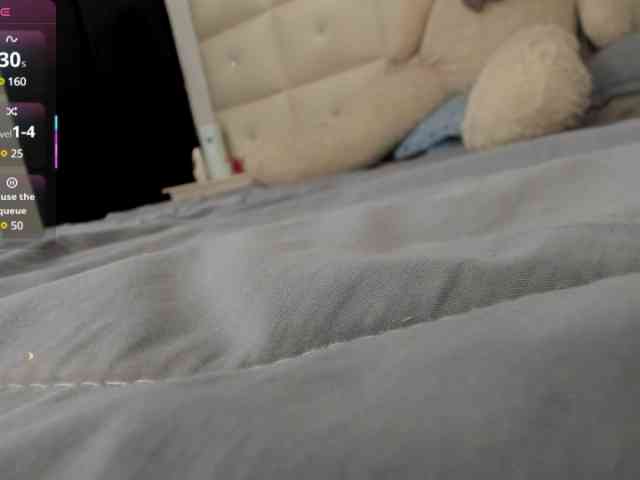 Lexxiiross webcam