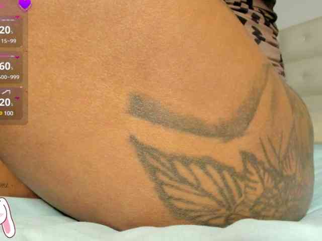 Lexxiiross webcam