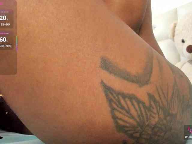 Lexxiiross webcam