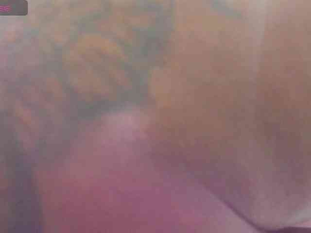 Lexxiiross webcam