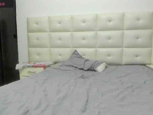 Lexxiiross webcam