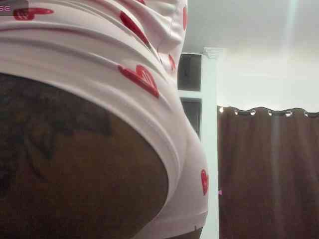 Lexxiiross webcam