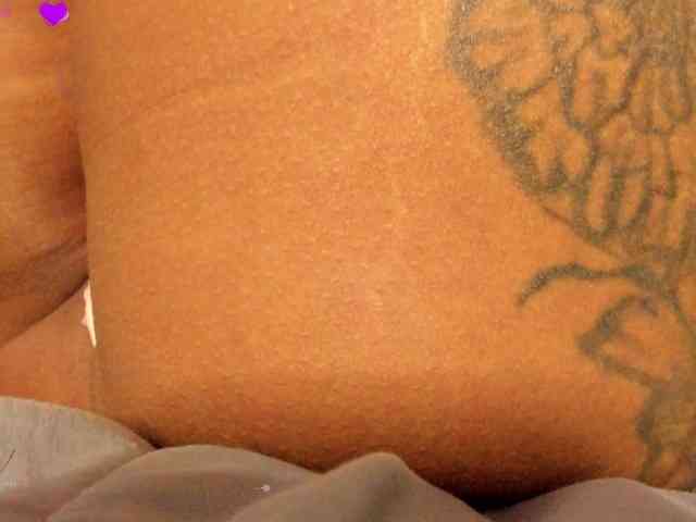 Lexxiiross webcam