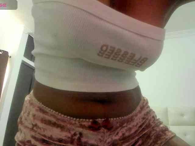 Lexxiiross webcam