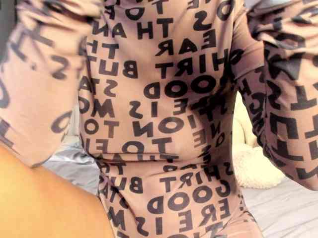 Lexxiiross webcam