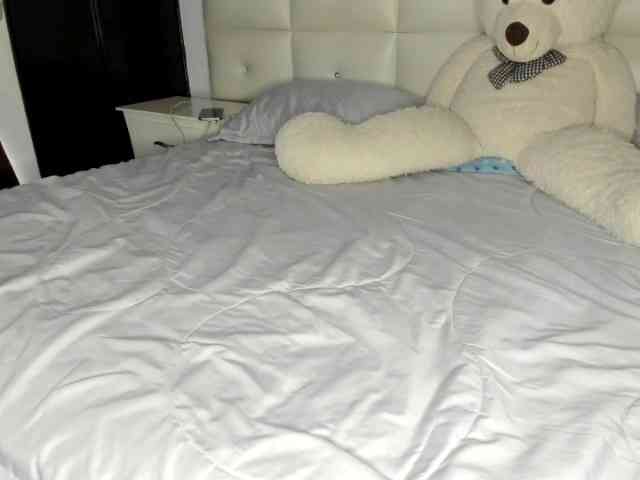 Lexxiiross webcam