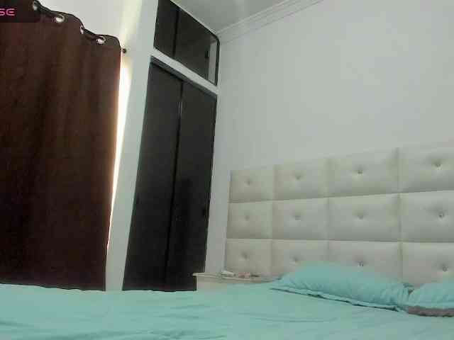 Lexxiiross webcam