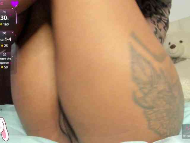 Lexxiiross webcam