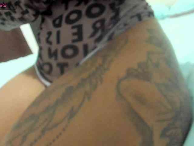 Lexxiiross webcam