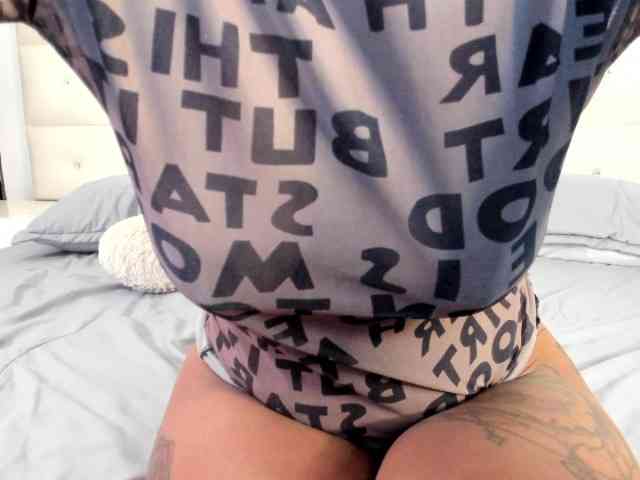 Lexxiiross webcam