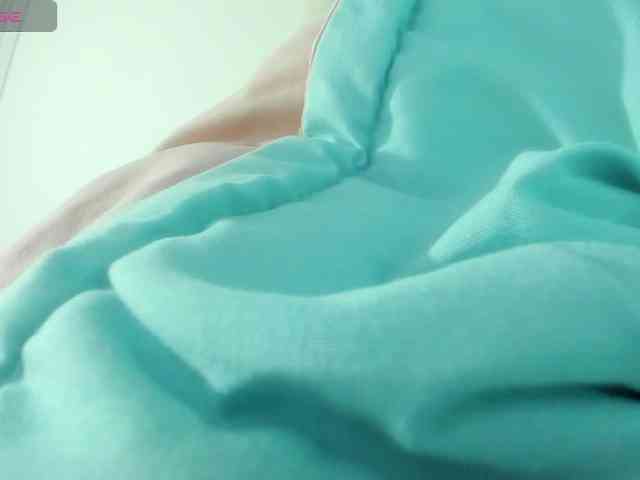 Lexxiiross webcam