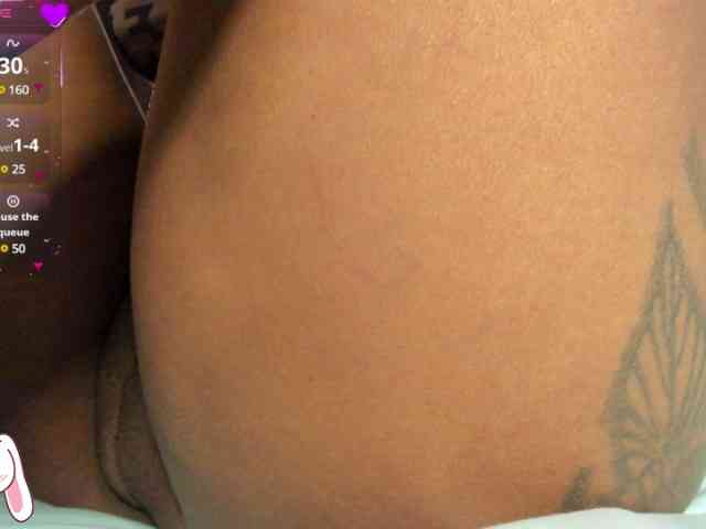 Lexxiiross webcam