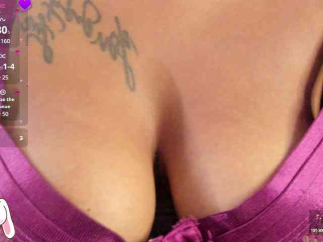 Lexxiiross webcam