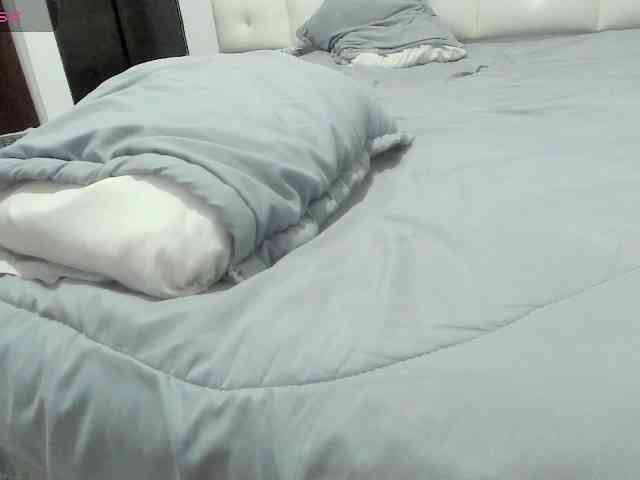 Lexxiiross webcam