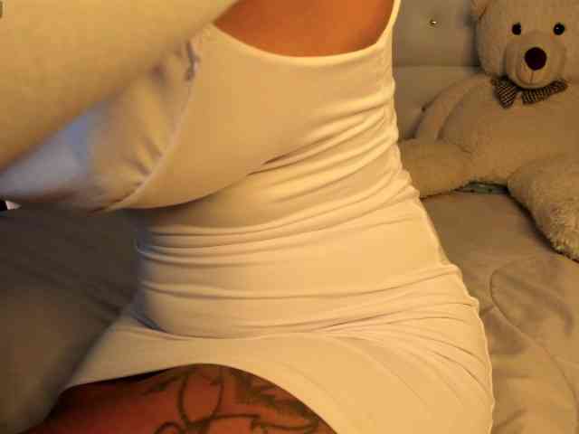 Lexxiiross webcam