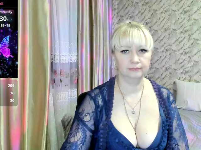 AngelaSweet's BongaCams show and profile