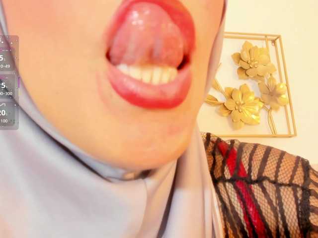 le modèle kalaa- est en webcam porno dans un show sur le site bongacams, il possède les tags suivants: Arab,Brunette,Hairy