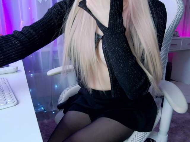 my--Polina's BongaCams show and profile