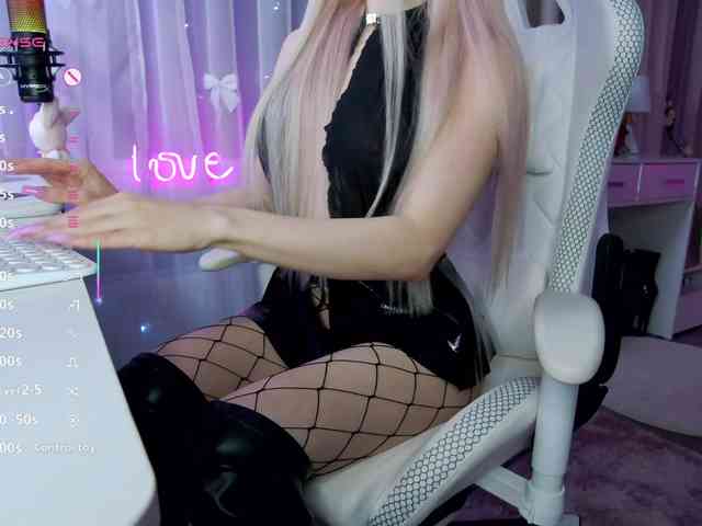 WhyBaby_ webcam