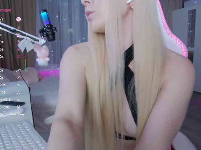 WhyBaby_ webcam