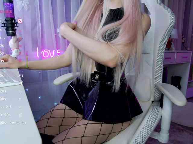 WhyBaby_ webcam