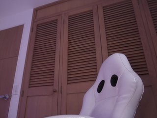 bella-adams Porn Show