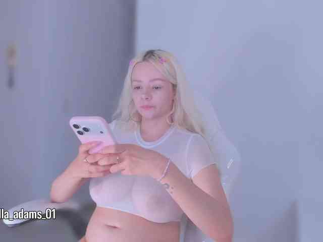 bella-adams webcam