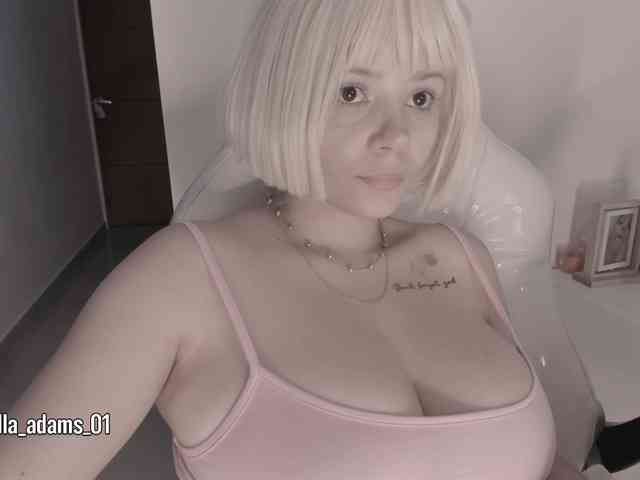 bella-adams webcam