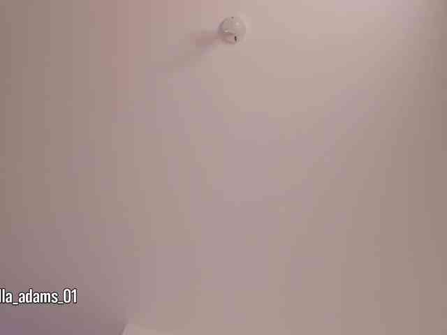 bella-adams webcam