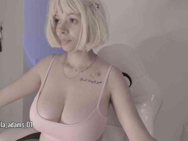 bella-adams webcam