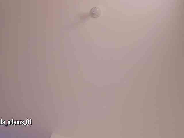 bella-adams webcam