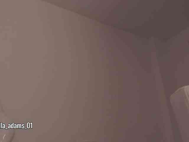 bella-adams webcam