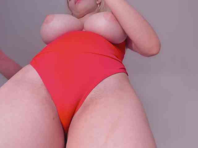 bella-adams webcam
