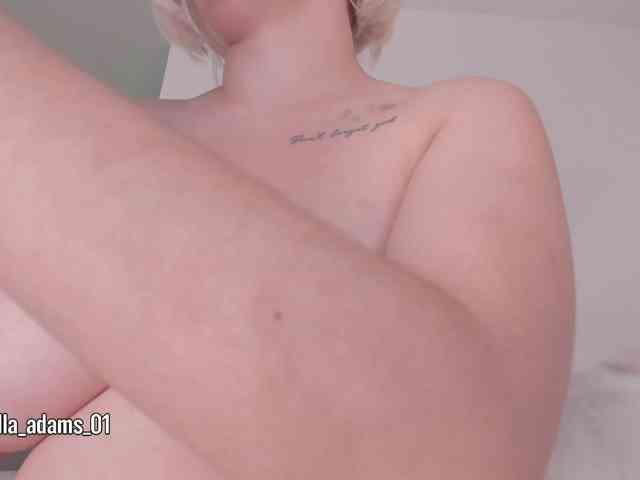 bella-adams webcam