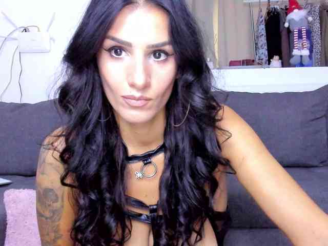 Milfchelle webcam