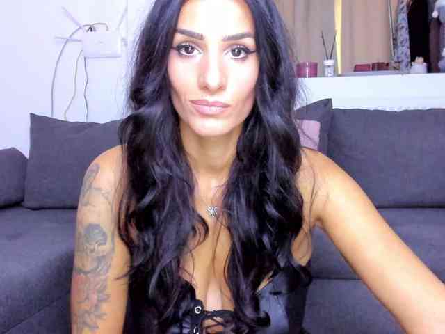 Milfchelle webcam