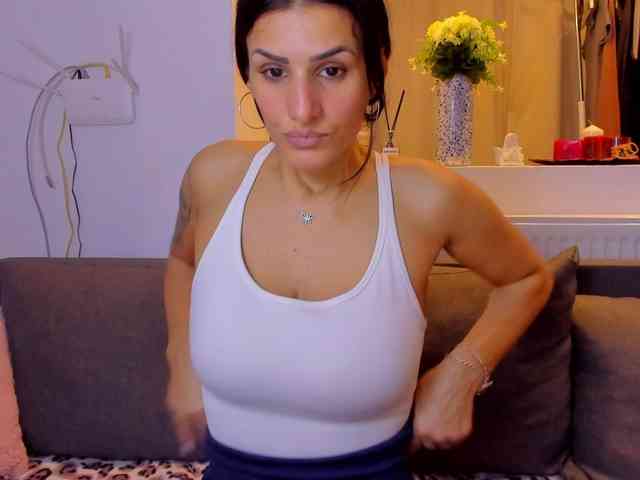 Milfchelle webcam