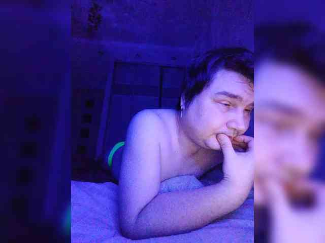 Marat-Arbat Live Webcam on BongaCams