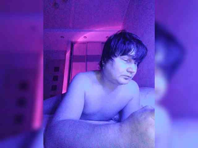 Marat-Arbat Live Webcam on BongaCams