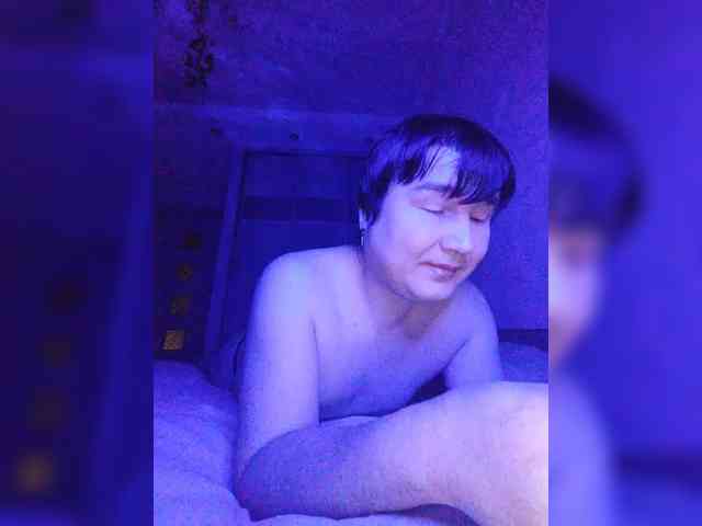 Marat-Arbat Live Webcam on BongaCams