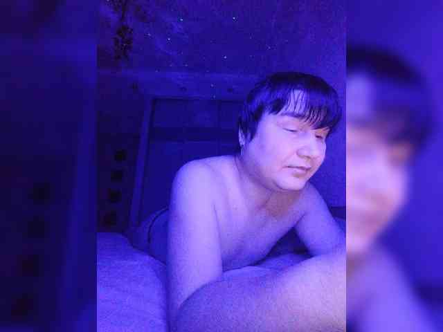 Marat-Arbat Live Webcam on BongaCams