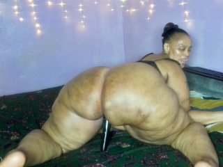 Big-Ass-Wilma Porn Show