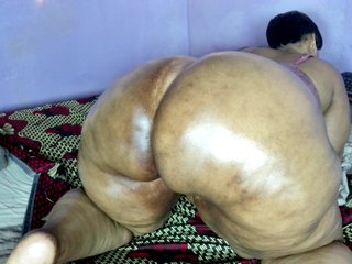 Big-Ass-Wilma Porn Show