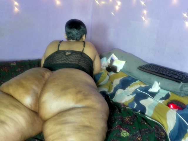 Big-Ass-Wilma webcam bongacams model stream image