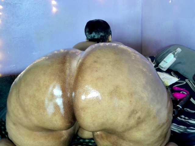 Big-Ass-Wilma webcam bongacams model stream image